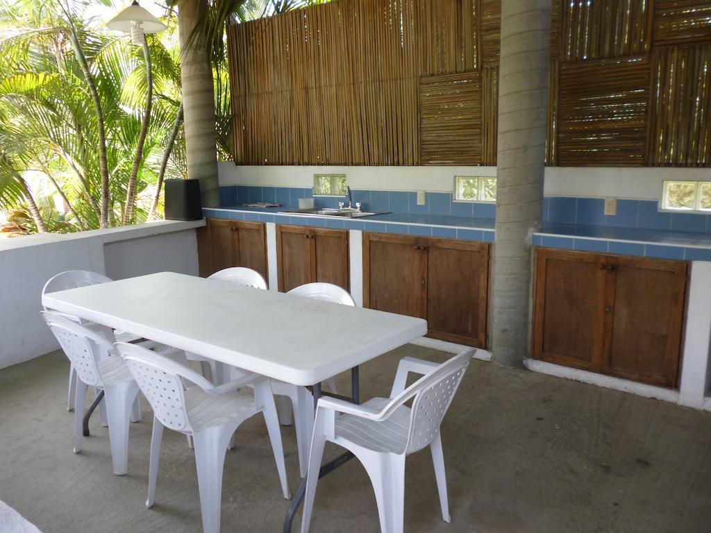 Punta Paraiso Resort Puerto Escondido  Exterior photo